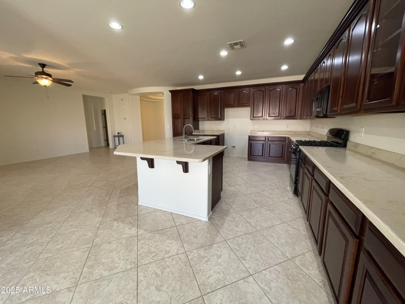 HUGE GOURMET KITCHEN