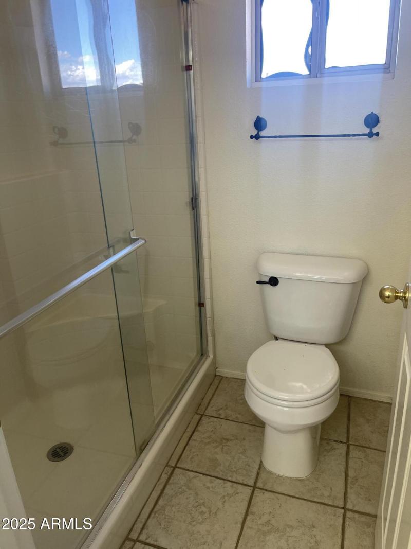 20250919_224744560_iOS