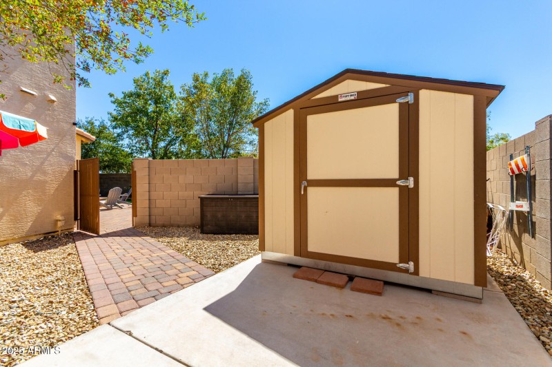 TUFF SHED