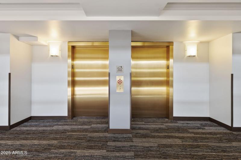 8-web-or-mls-7147-e-rancho-vista-dr