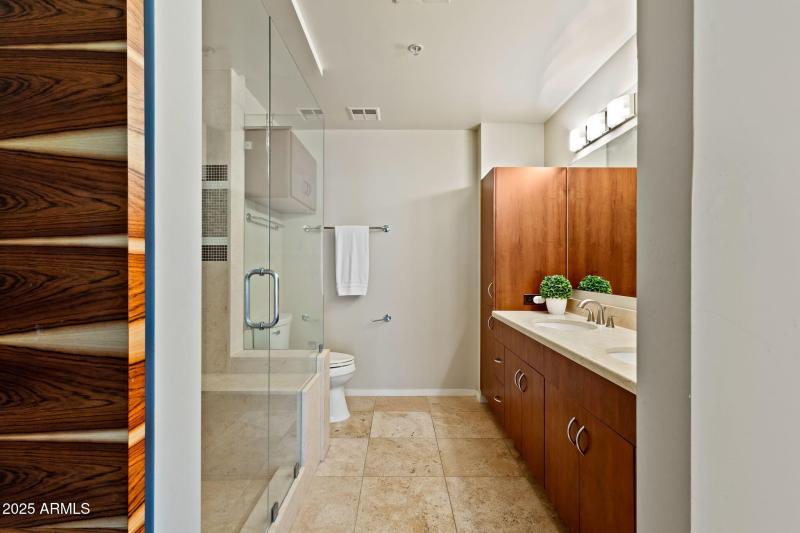 42-web-or-mls-7147-e-rancho-vista-dr