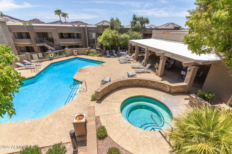 Pool 1