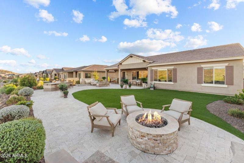 4345 Copperhead Dr