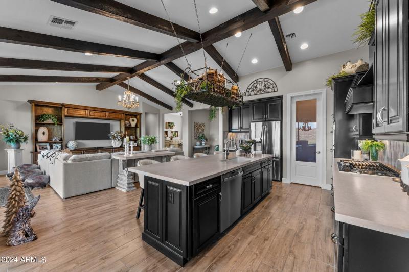 4345 Copperhead Dr