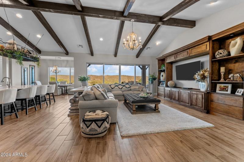 4345 Copperhead Dr