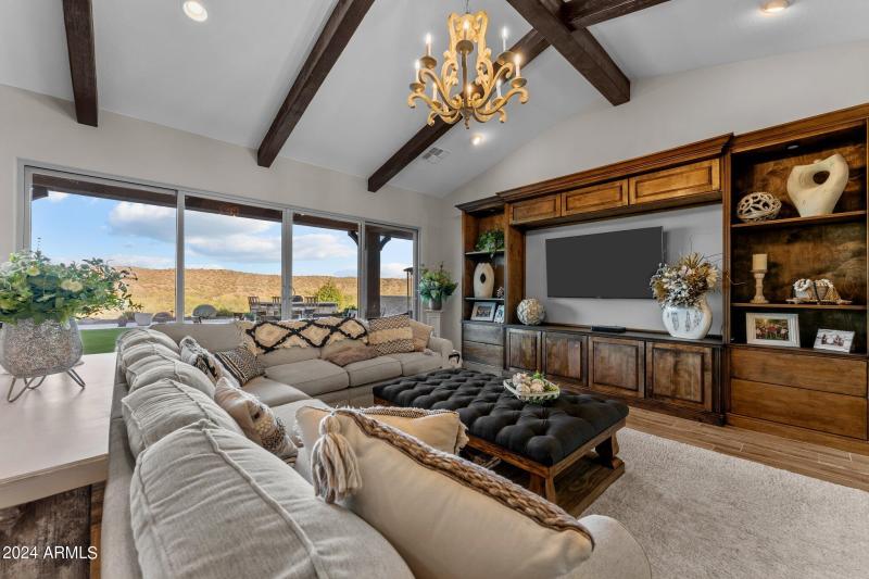 4345 Copperhead Dr