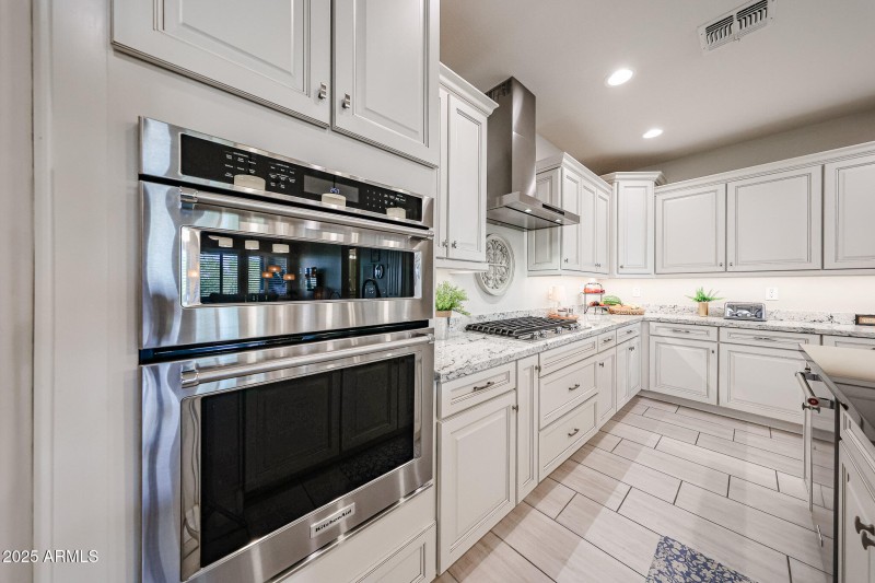 Built-in Microwave and Oven