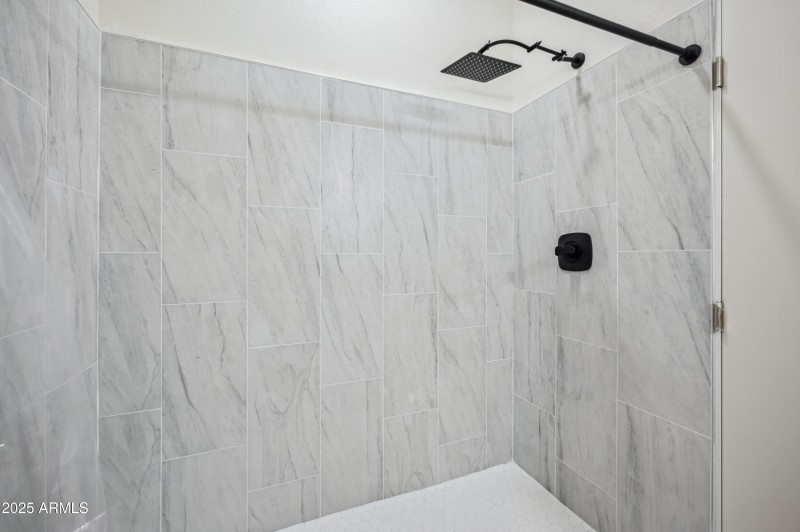 3 Bed - Bath 1