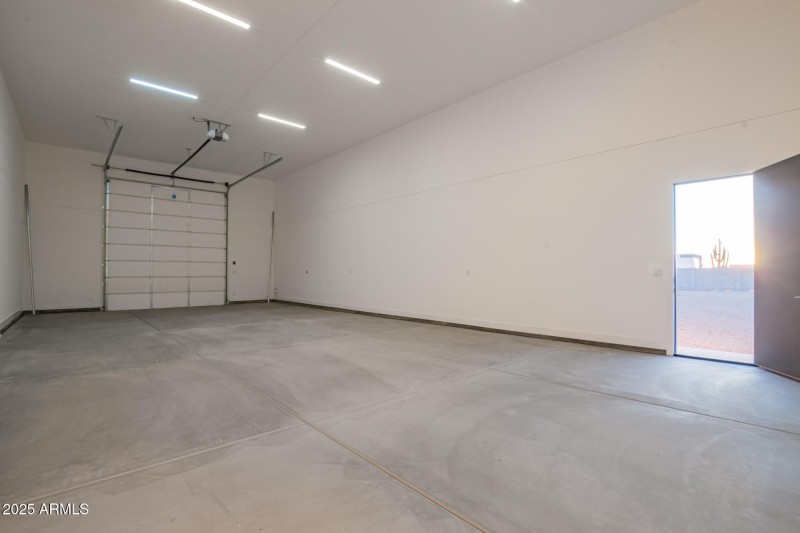 GARAGES
