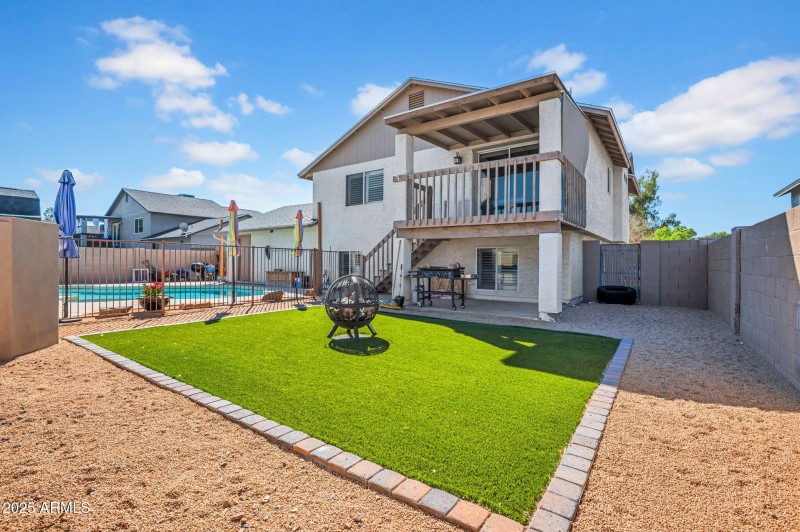 24-web-or-mls-6064 E Ingram St-24