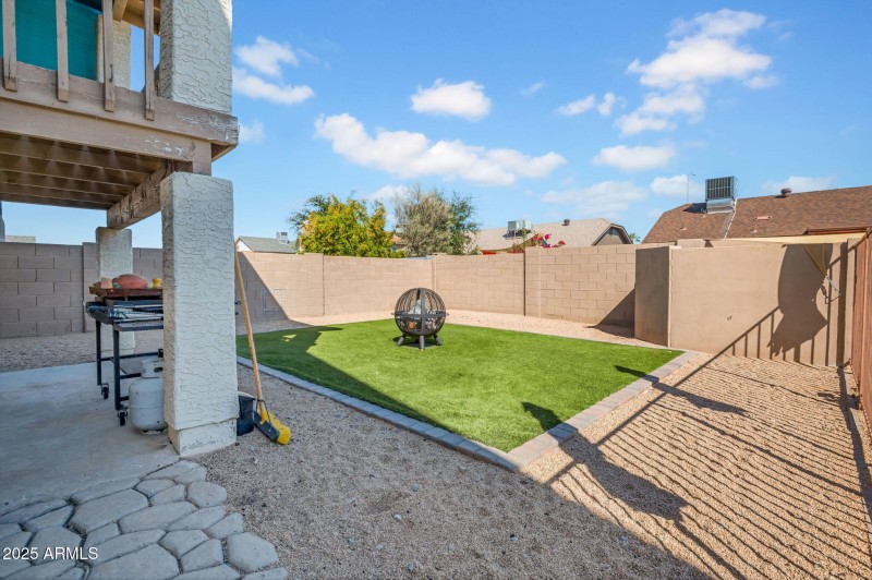 23-web-or-mls-6064 E Ingram St-23