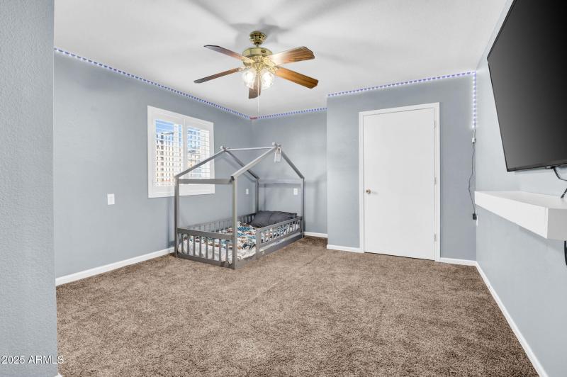 20-web-or-mls-6064 E Ingram St-20