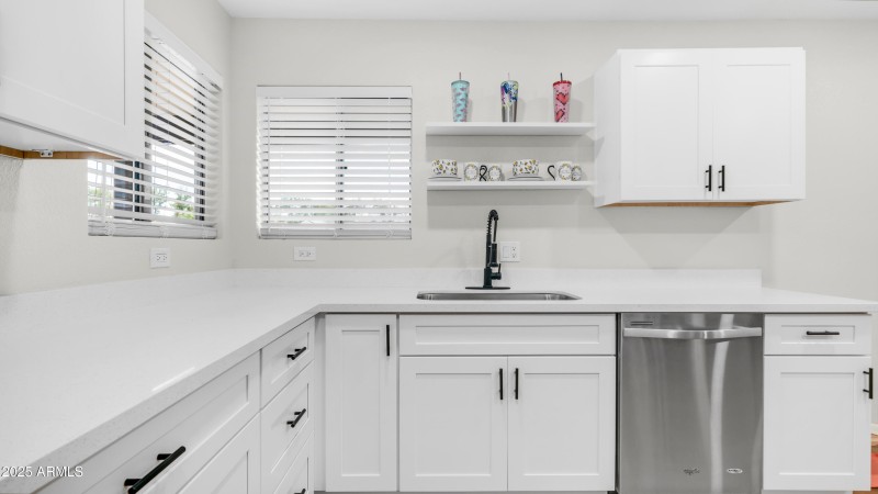4922 W Gail Dr (14)