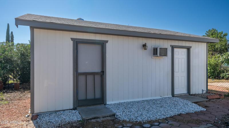 Exterior - 3807 S Ironwood Cir-5