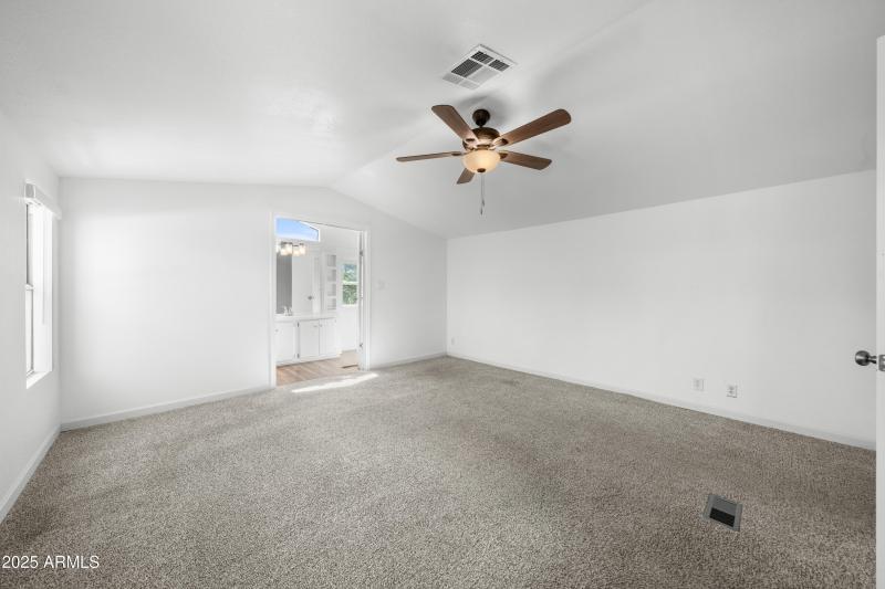 Interior - 3807 S Ironwood Cir-12
