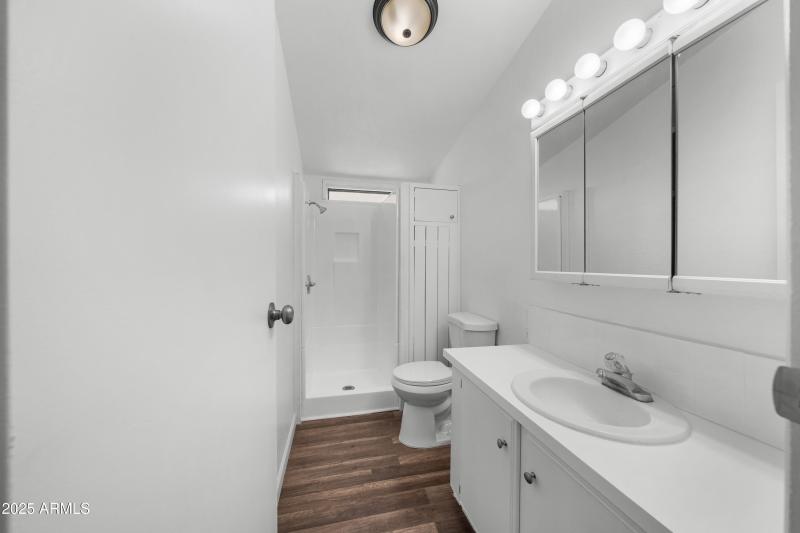 Interior - 3807 S Ironwood Cir-17