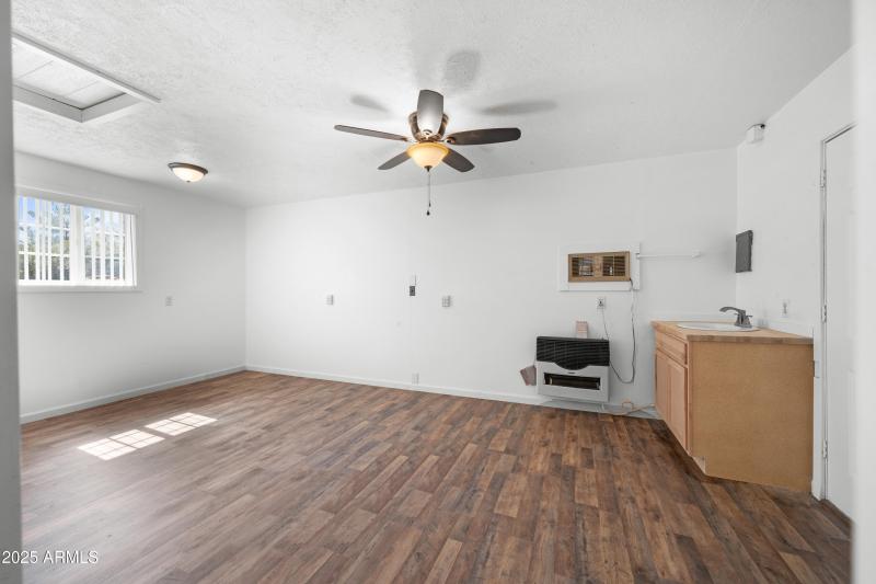 Interior - 3807 S Ironwood Cir-24