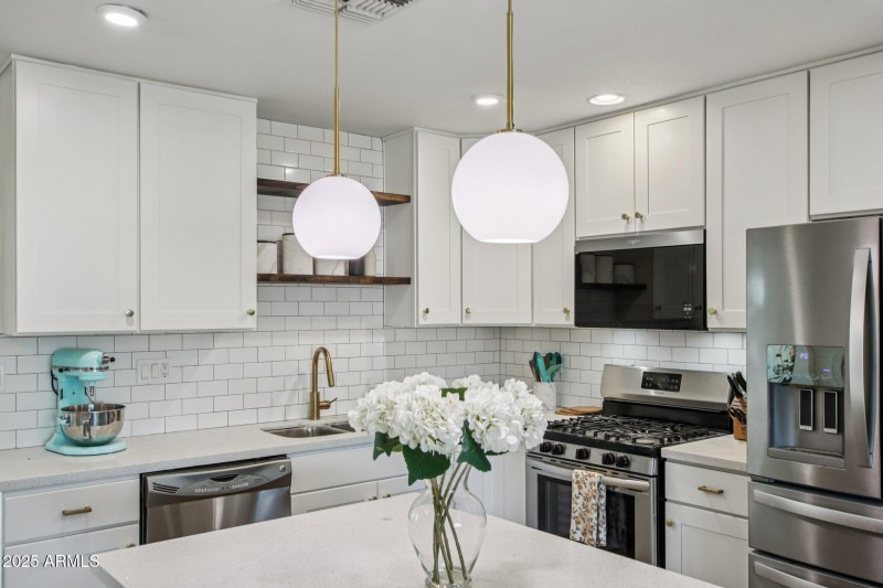 16-web-or-mls-N 26th St-S2509-016