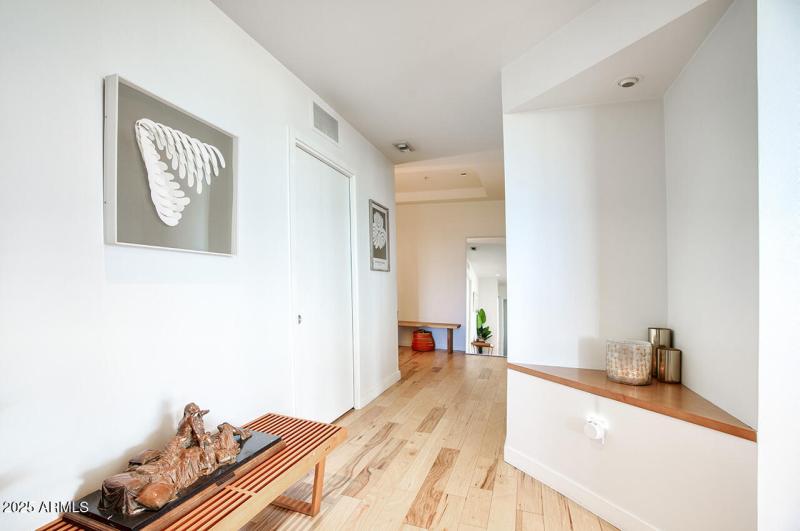 208 W PORTLAND ST 460