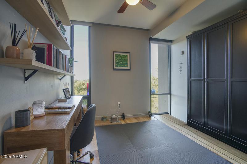 208 W PORTLAND ST 460