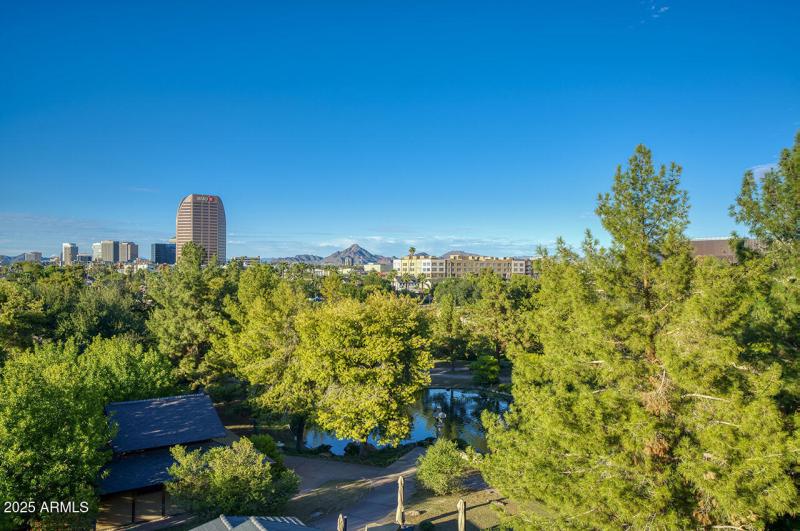 208 W PORTLAND ST 460