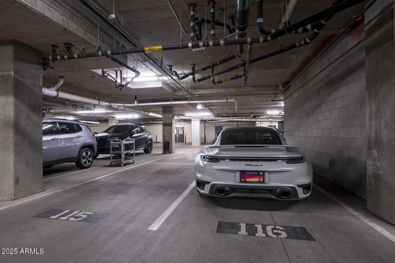 208 W PORTLAND ST 460