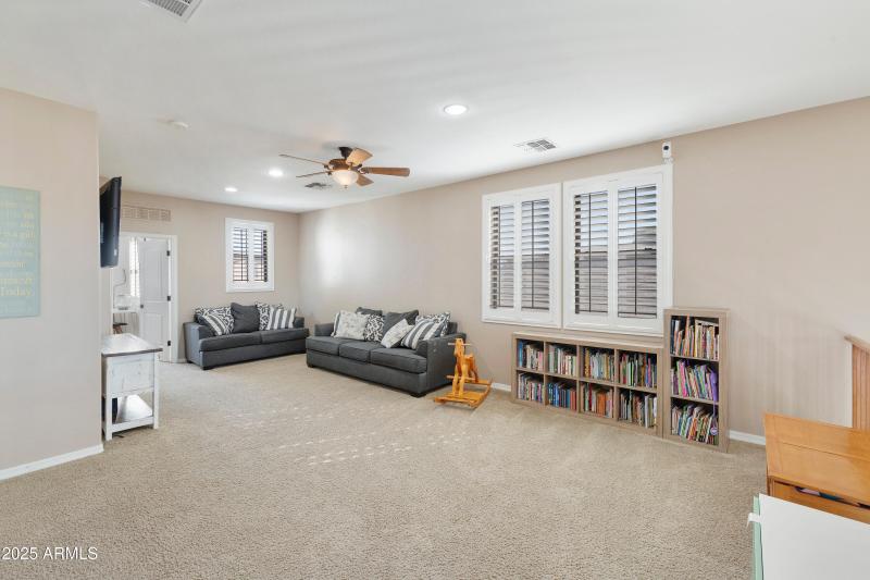 1419 W-025-036-dlb-MLS_Size