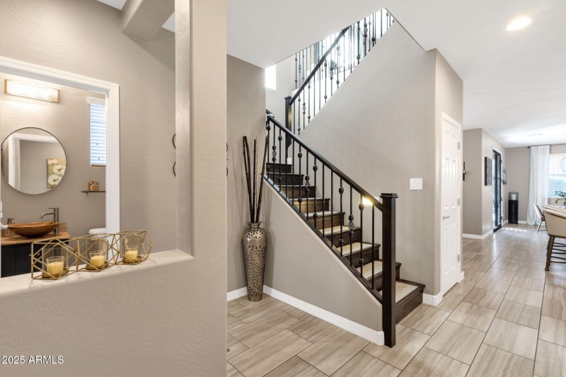 7-web-or-mls-3641-e-rakestraw-ln
