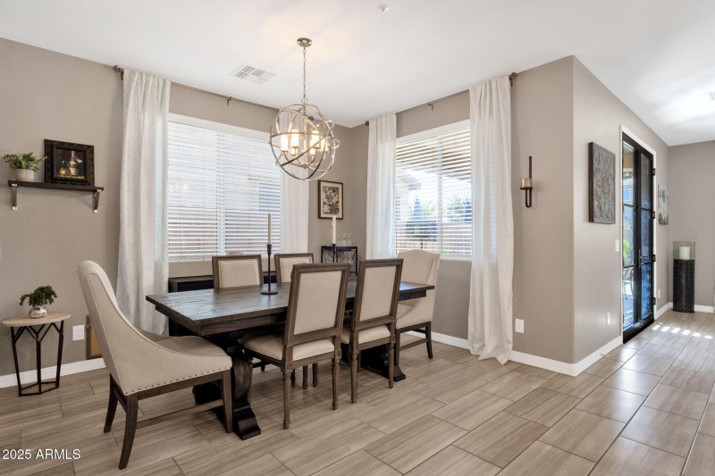 12-web-or-mls-3641-e-rakestraw-ln