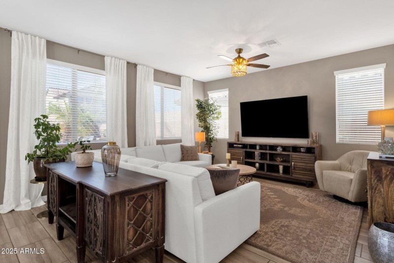 21-web-or-mls-3641-e-rakestraw-ln