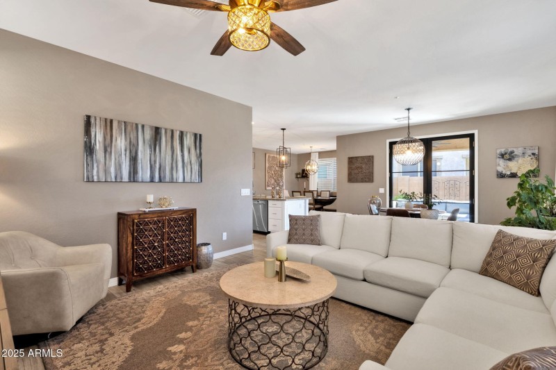 24-web-or-mls-3641-e-rakestraw-ln