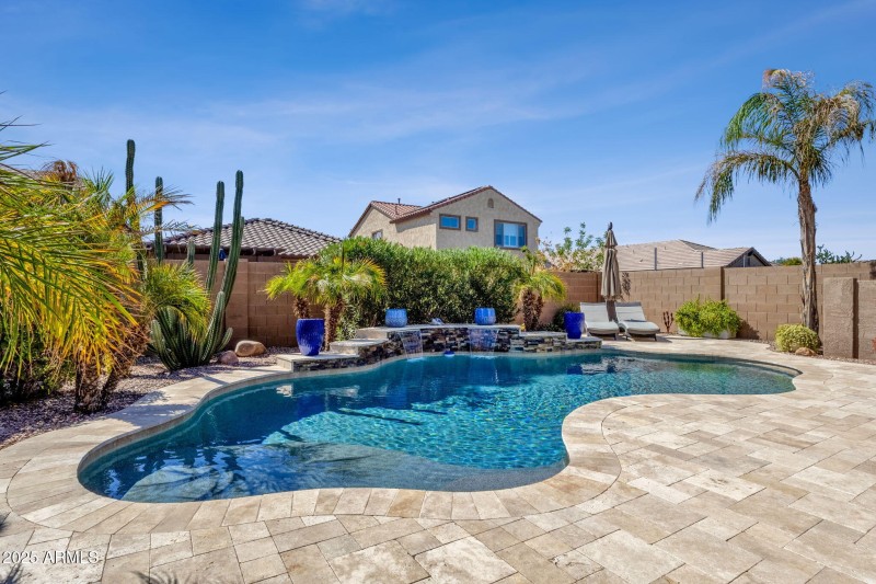 43-web-or-mls-3641-e-rakestraw-ln