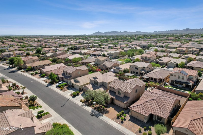 54-web-or-mls-3641-e-rakestraw-ln