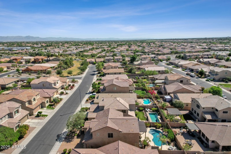 55-web-or-mls-3641-e-rakestraw-ln