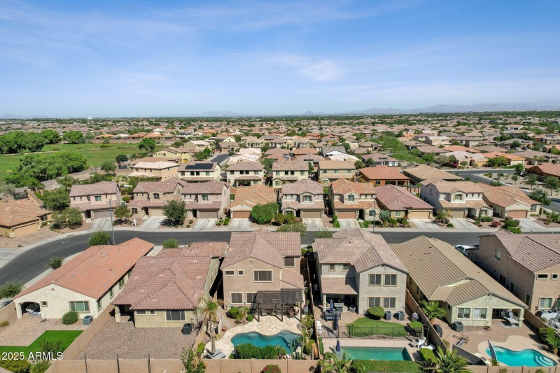 57-web-or-mls-3641-e-rakestraw-ln