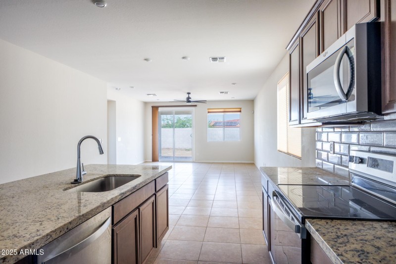 Kitchen 4