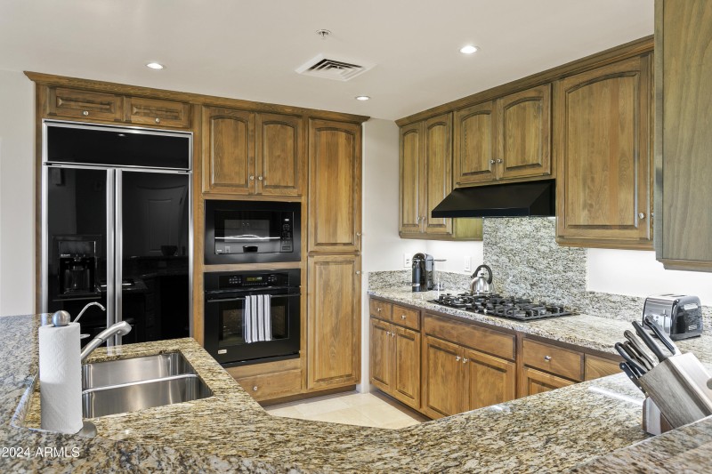 1502N71st307-012