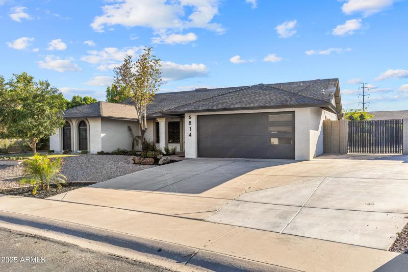 6814 S Carney Ave-3