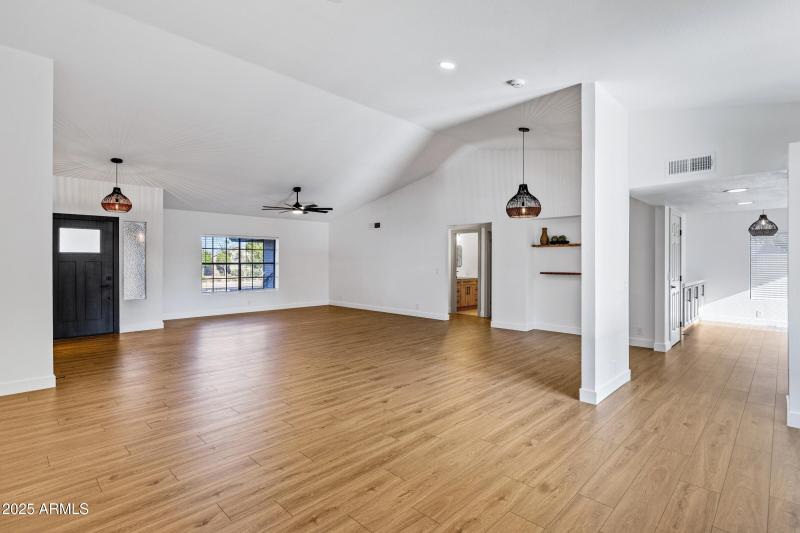 6814 S Carney Ave-7
