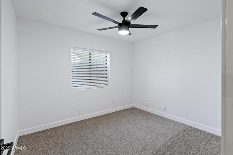 6814 S Carney Ave-22