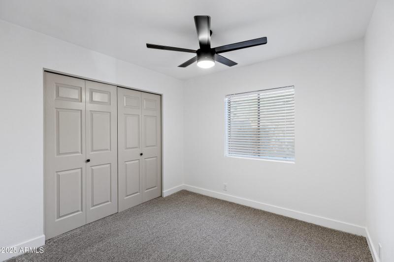 6814 S Carney Ave-24