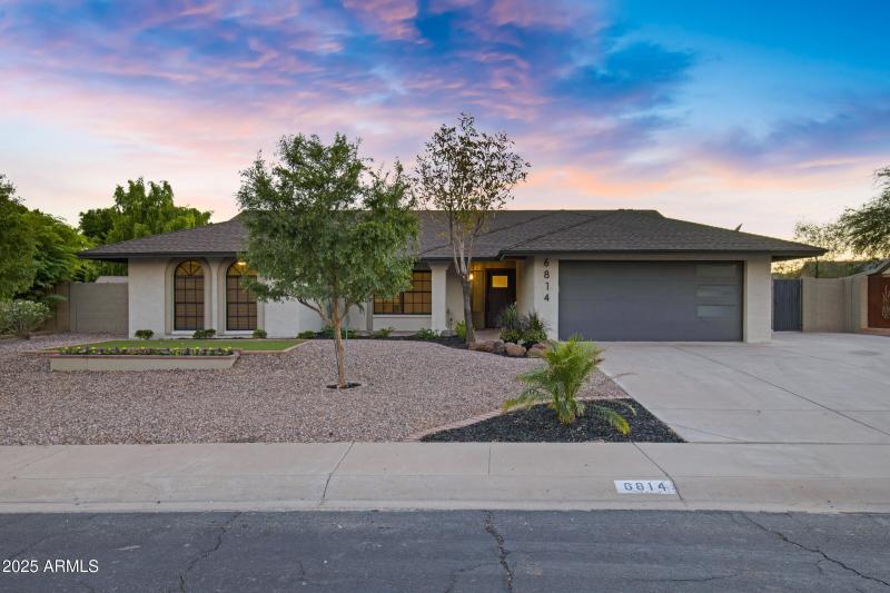 6814 S Carney Ave-33