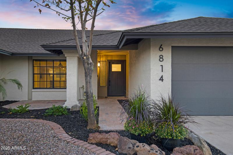 6814 S Carney Ave-36