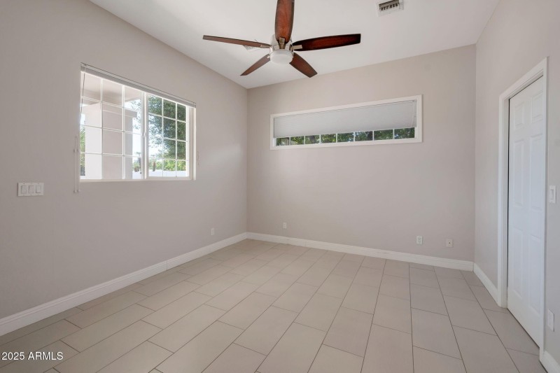 9027N82ndSt_WS (7)