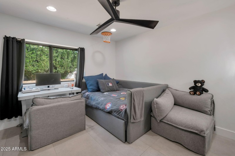 9027N82ndSt_WS (29)