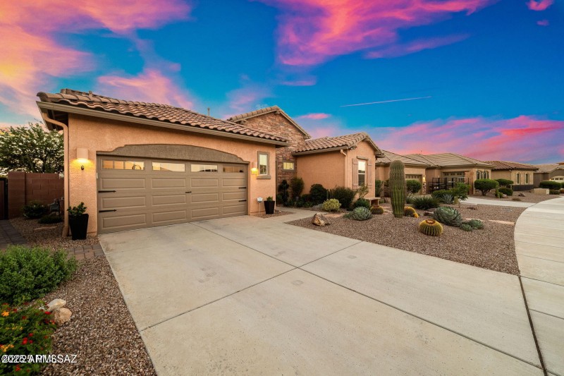 5495 W BAJADA DR
