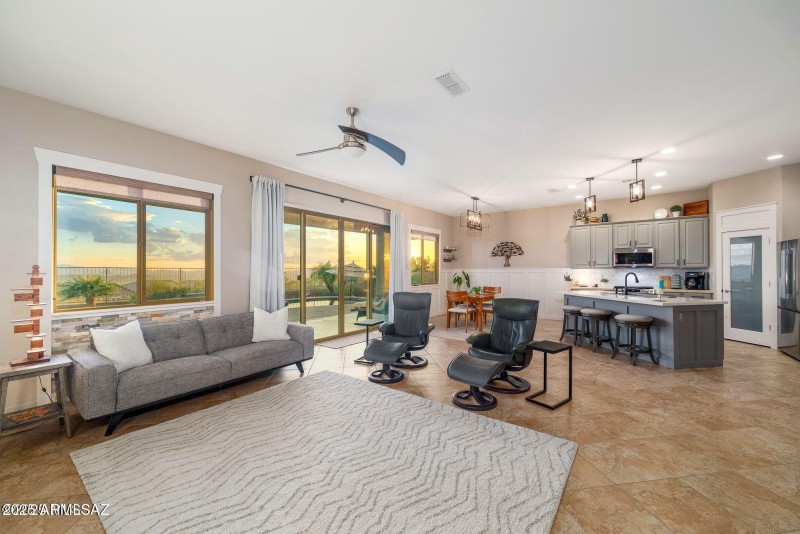 5495 W BAJADA DR