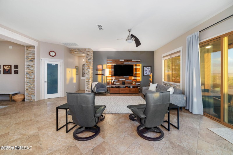 5495 W BAJADA DR