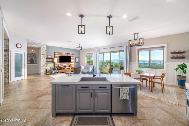 5495 W BAJADA DR