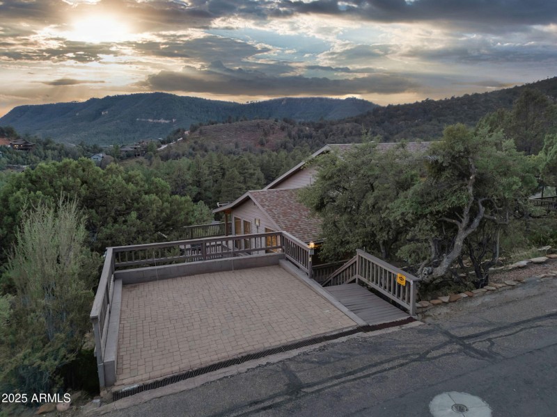 9-web-or-mls-TimberCreekImageryTW-5